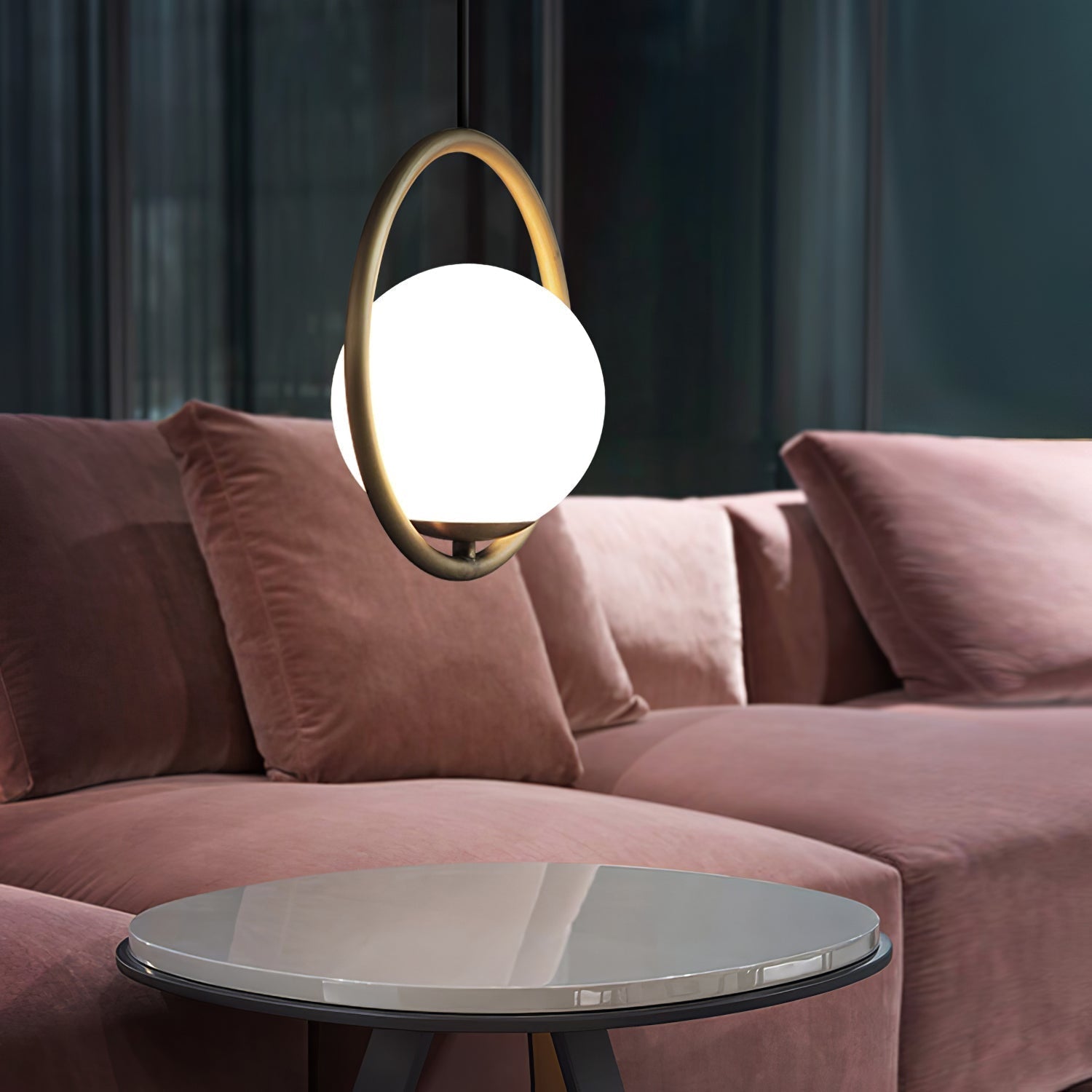 Astraea Modern Pendant Lamp for Elegant Living Spaces | Snurv | Temsk
