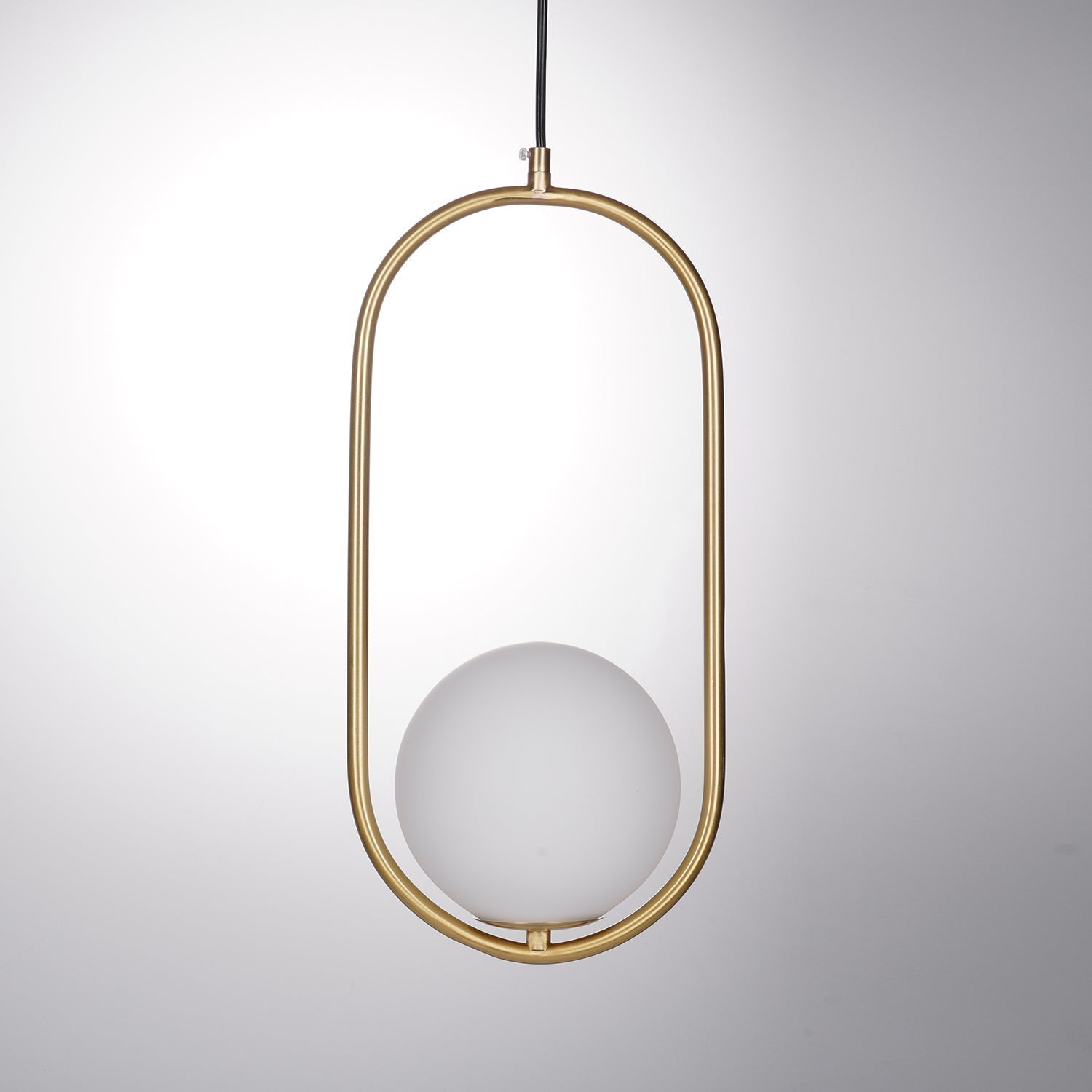 Astraea Modern Pendant Lamp for Elegant Living Spaces | Snurv | Temsk