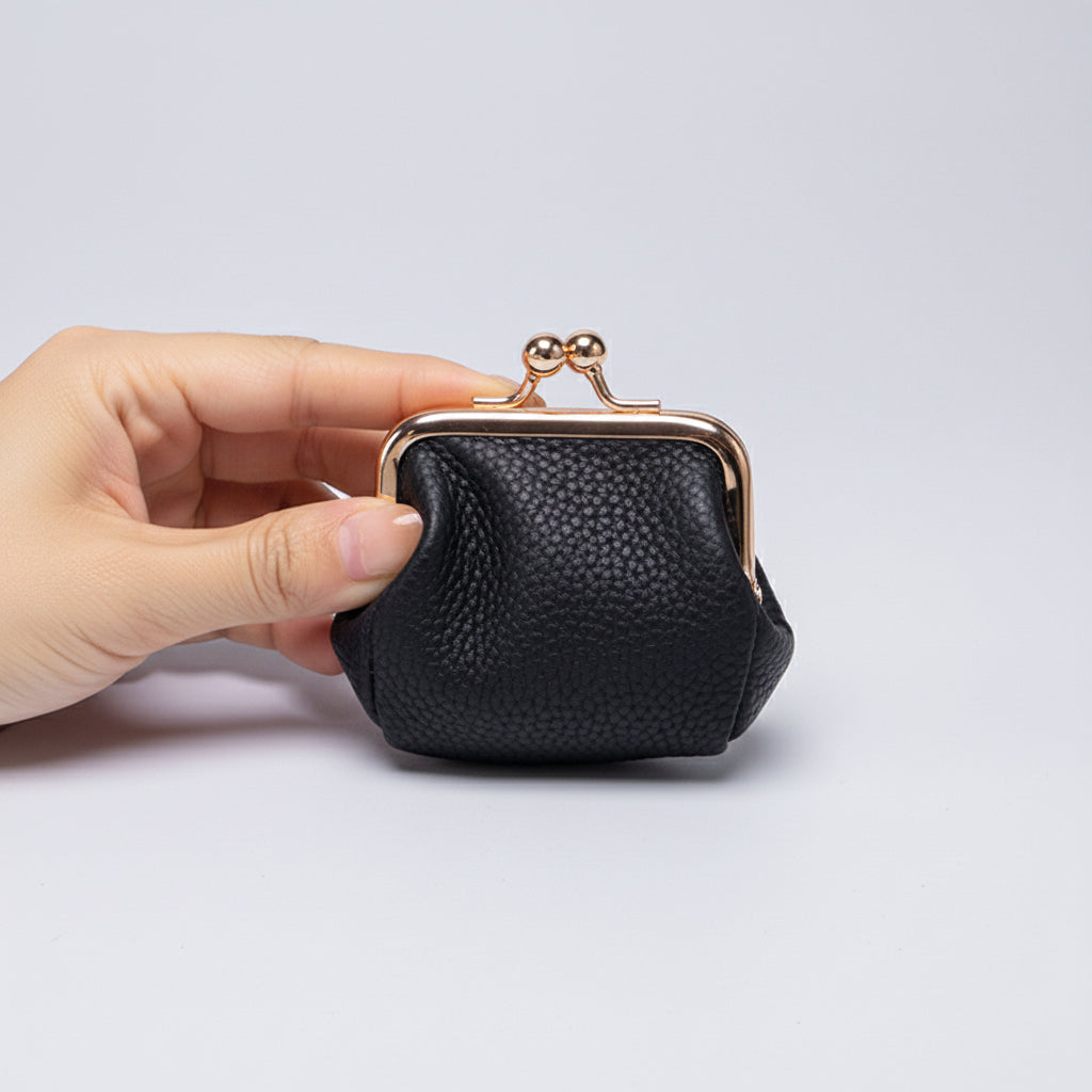 Compact Genuine Leather Jewelry Box With Gold Clasp For Travel | Temsk