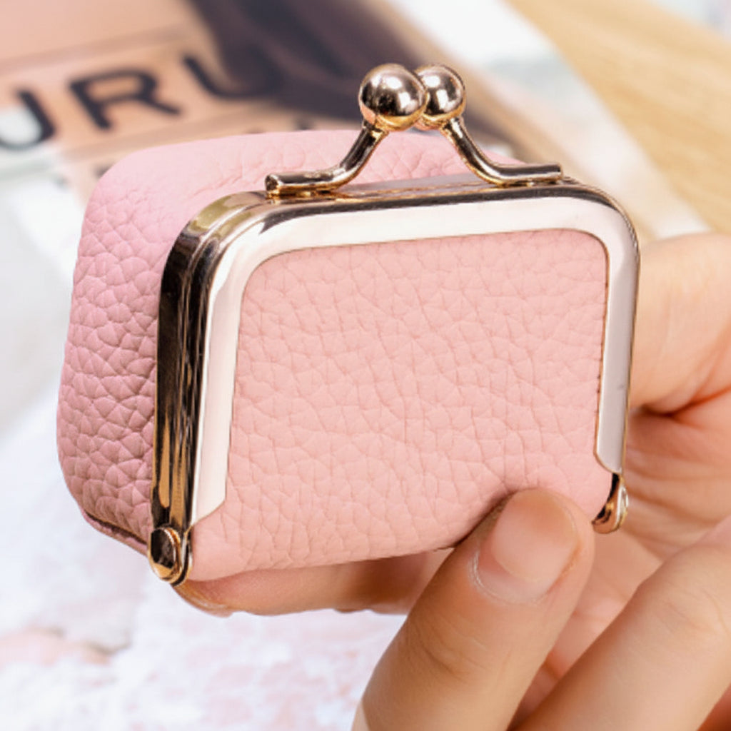 Compact Genuine Leather Jewelry Box With Gold Clasp For Travel | Temsk