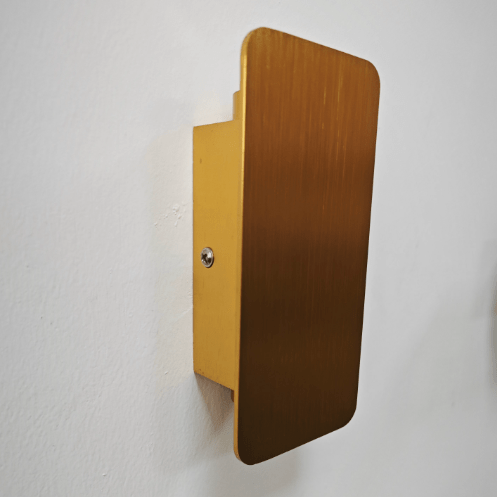 LumaNova Arc Minimalist LED Wall Light for Stylish Living | Temsk