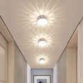 LED-Deckenleuchte mit klaren Kristallakzenten für Flure | Temsk