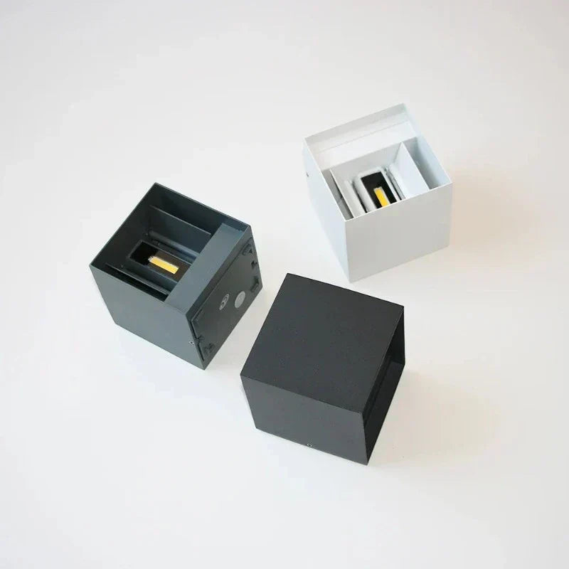 LumaLine Exterior Wall Light For Modern Outdoor Lighting | Temsk
