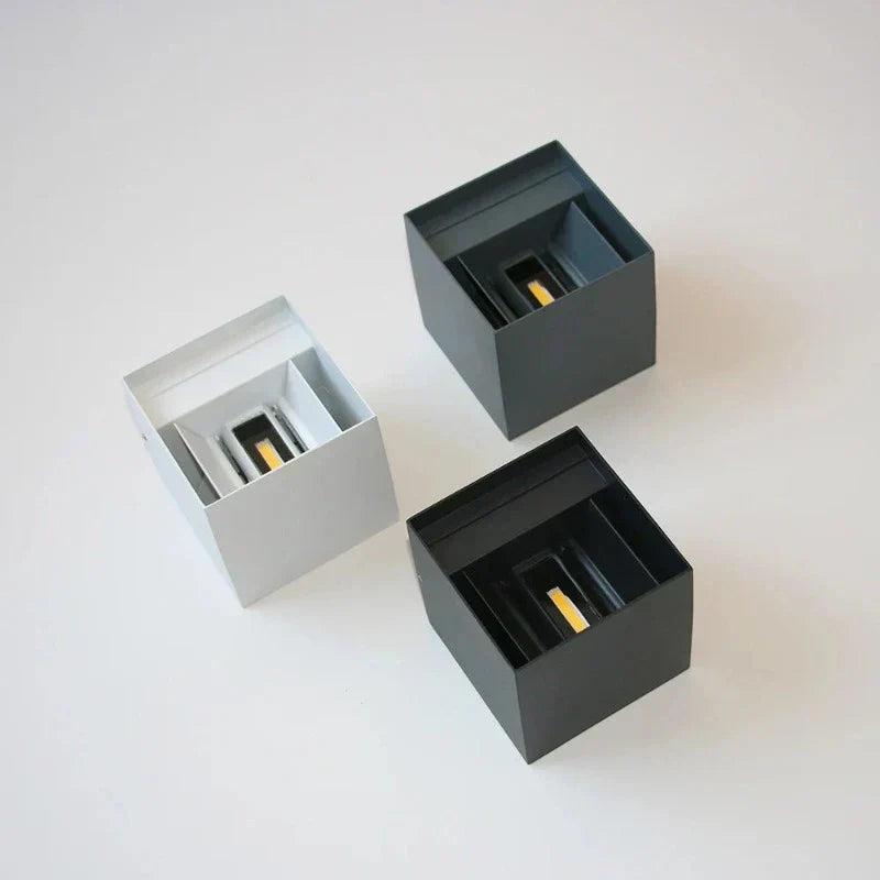 LumaLine Exterior Wall Light For Modern Outdoor Lighting | Temsk