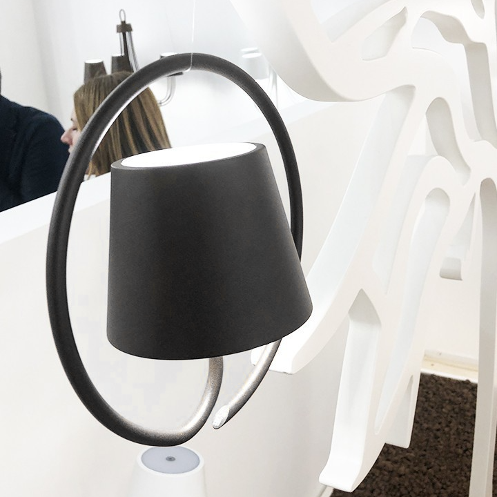 LumiLoop wiederaufladbare hängende Pendelleuchte für moderne minimalistische Innenräume | Temsk