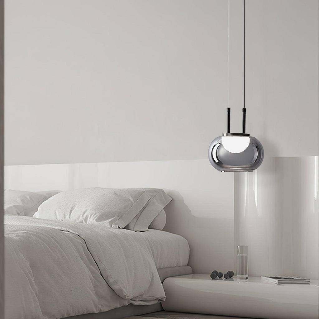 Selene Halo Pendant Light for Living Rooms and Dining Areas | Snurv | Temsk