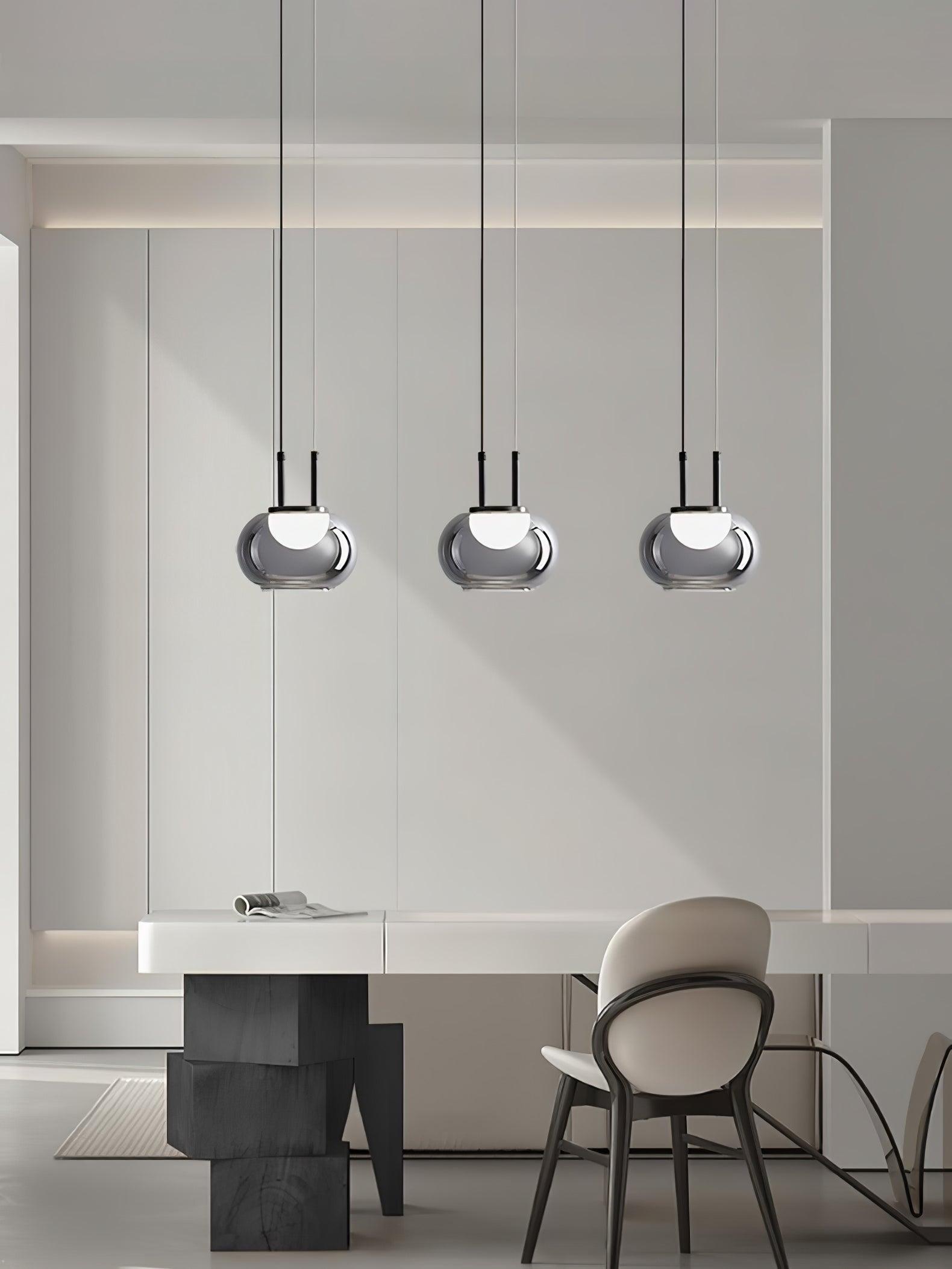 Selene Halo Pendant Light for Living Rooms and Dining Areas | Snurv | Temsk
