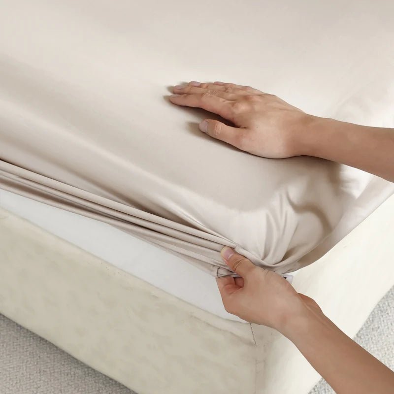 SilkNova Ultra Smooth Mulberry Silk Fitted Sheet With Cooling Comfort | Temsk