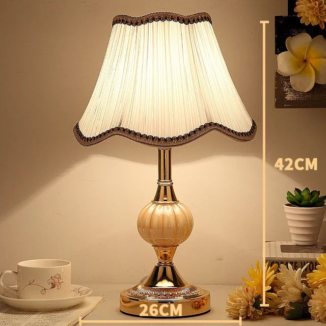 LuminaNord Table Lamp With Vintage Styling For Classic Home Decor | Temsk