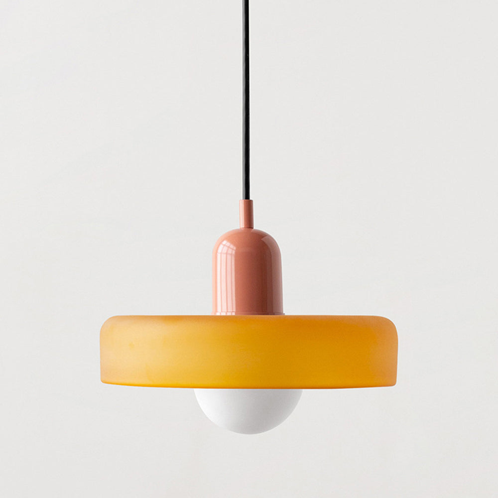 Nordische Pendelleuchte mit Retro-Glas-Look für bunte moderne Räume | Temsk