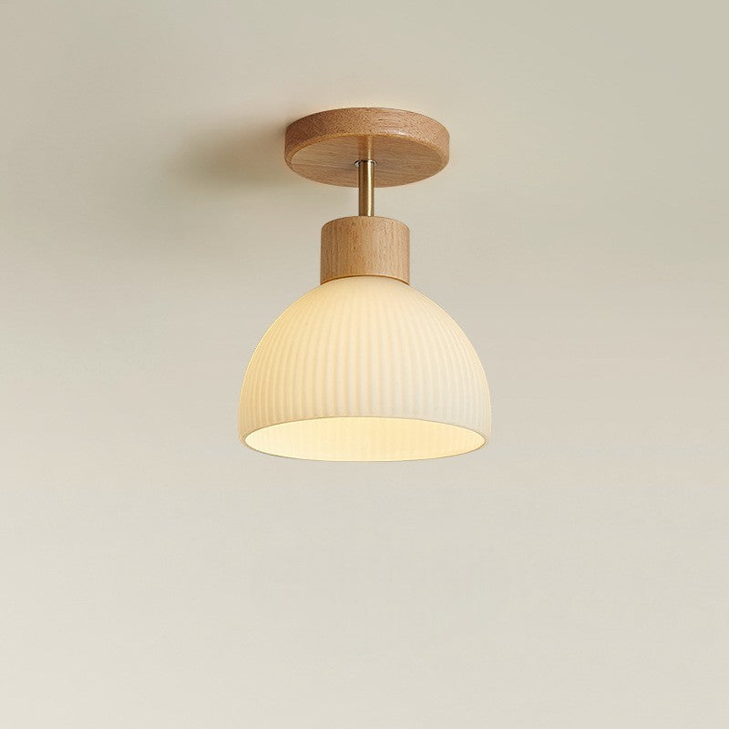 Ailse zeitlose Deckenleuchte aus Naturholz und Glas mit LED | Temsk