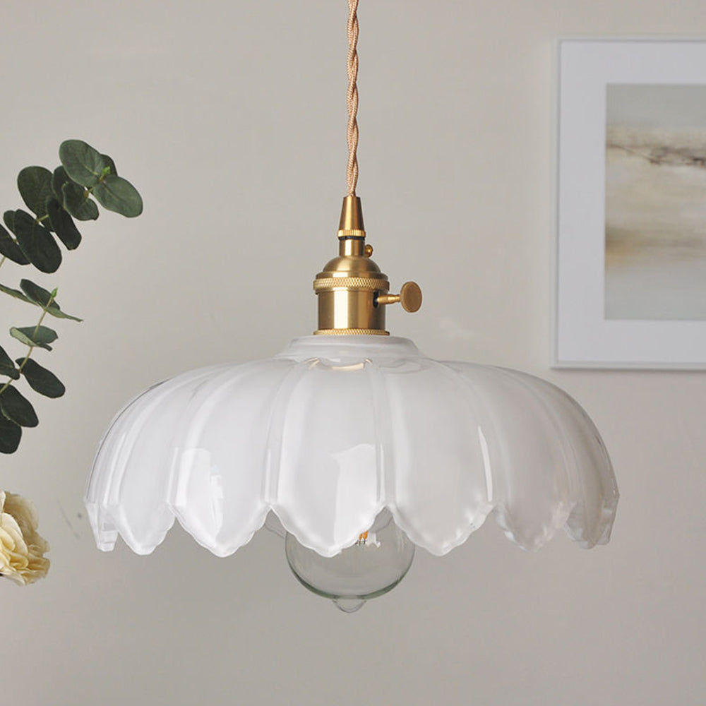 Florale Glas-Pendelleuchte mit Vintage-Charme in farbigem Glas | Temsk