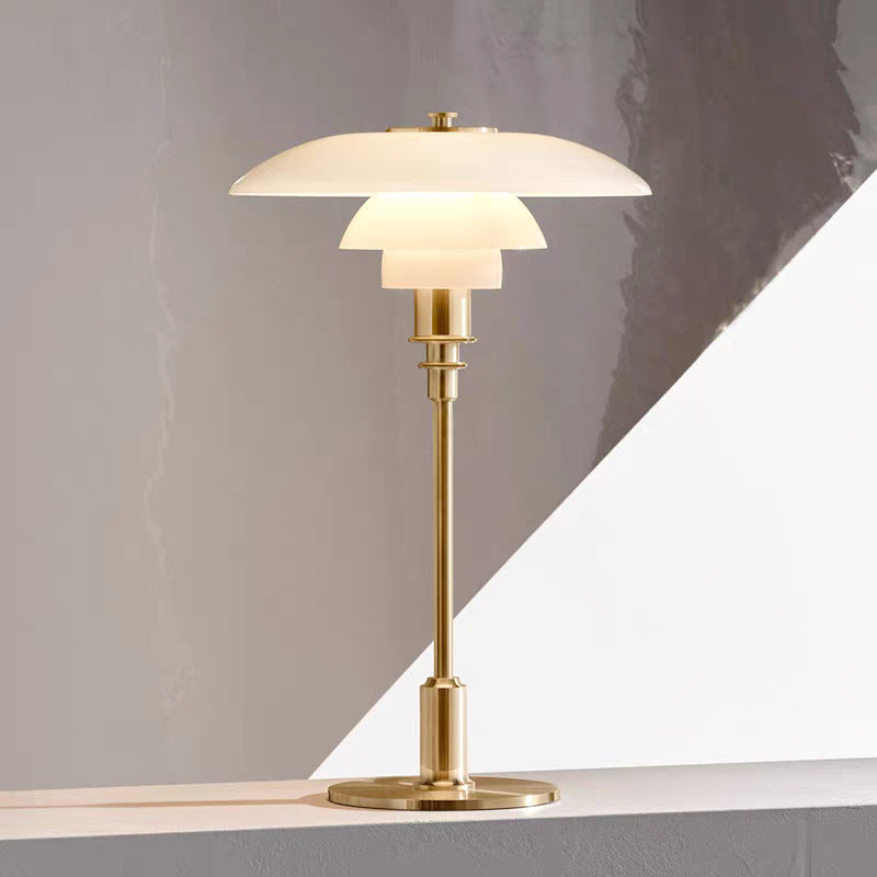 Dänische Design-Schreibtischlampe mit skandinavischem Charme und warmem Licht | Temsk