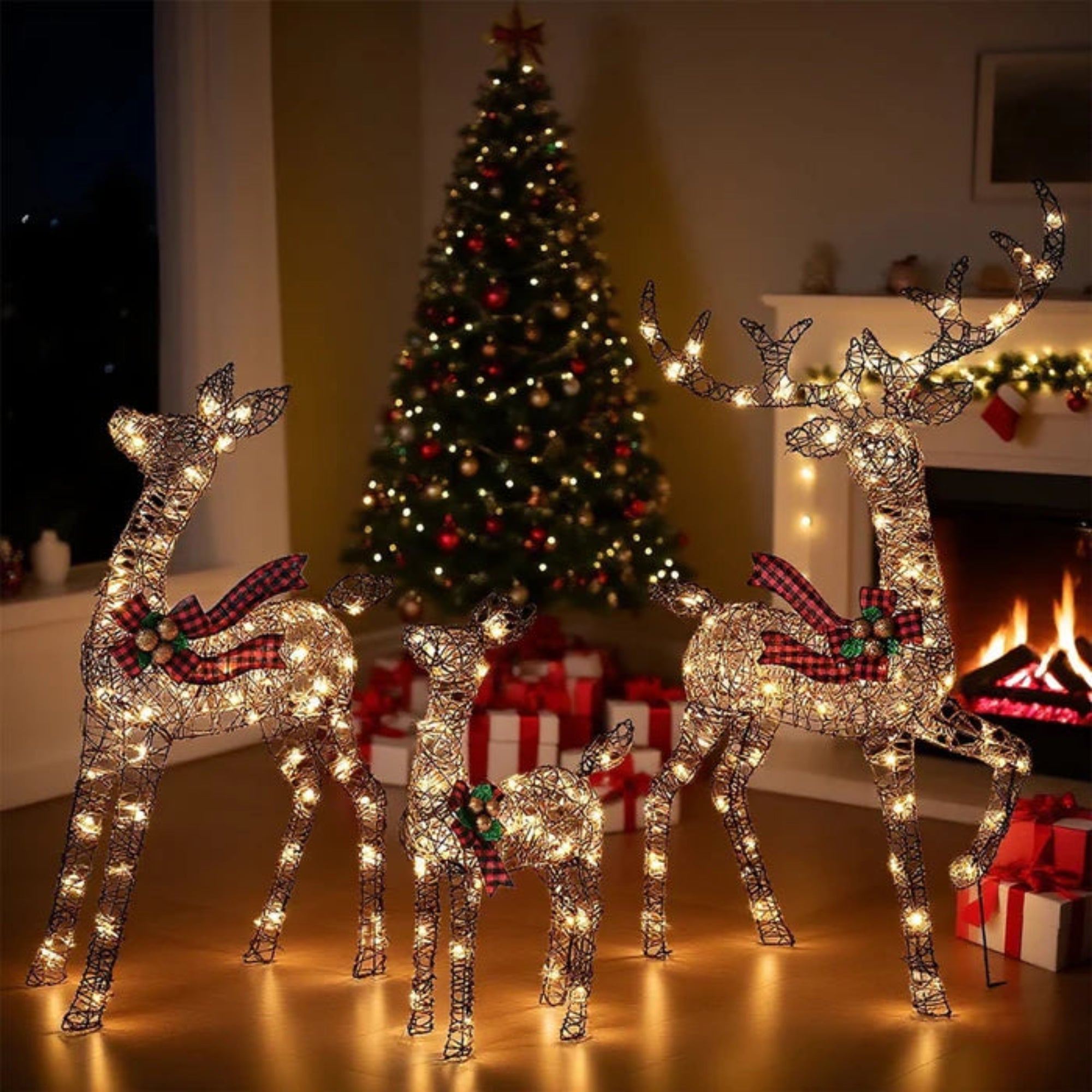 Outdoor Christmas Reindeer Family Display With Lights For Yard | Temsk