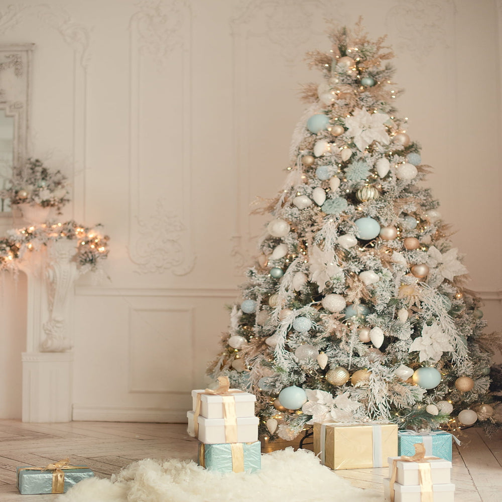 Schneebedeckter Weihnachtsbaum mit vorinstallierten LED-Lichtern | Temsk
