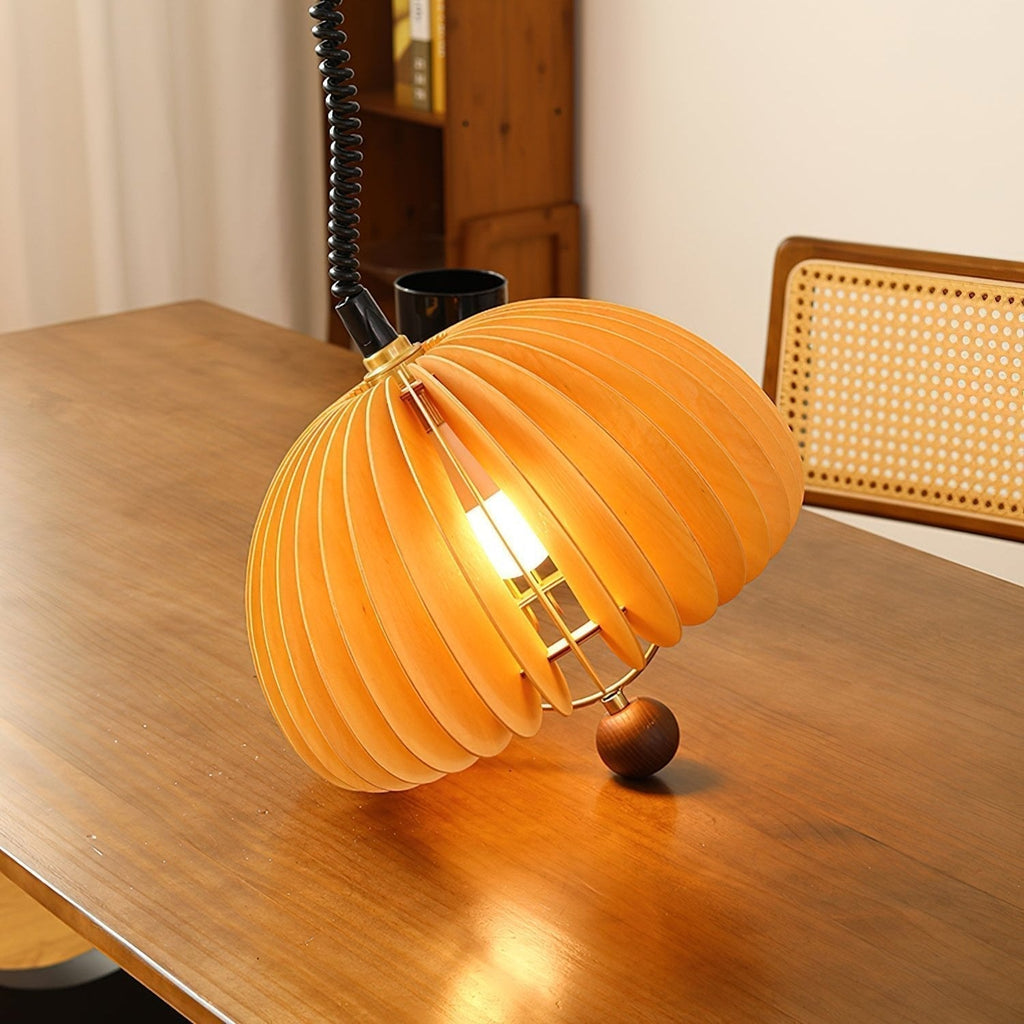 LyraGlow Adjustable Modern Pendant Light With Warm Glow | Snurv | Temsk