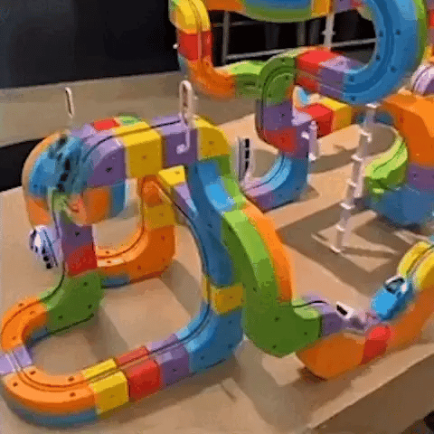 NovaRail 3D Railway Construction Kit For Kids With Rechargeable Locomotive | Temsk