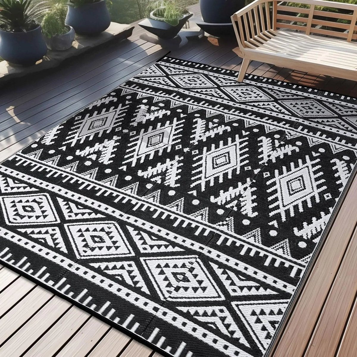 Weavento Durable Waterproof Reversible Outdoor Artificial Straw Mat For Terrace And Picnic | Temsk