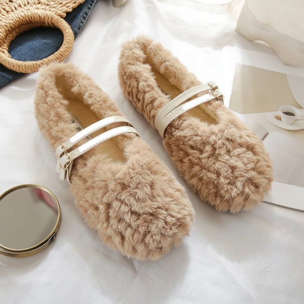 Elegantní dámské mokasíny LuxeGlam z vlny a kožešiny s dvojitými nýty | Temsk