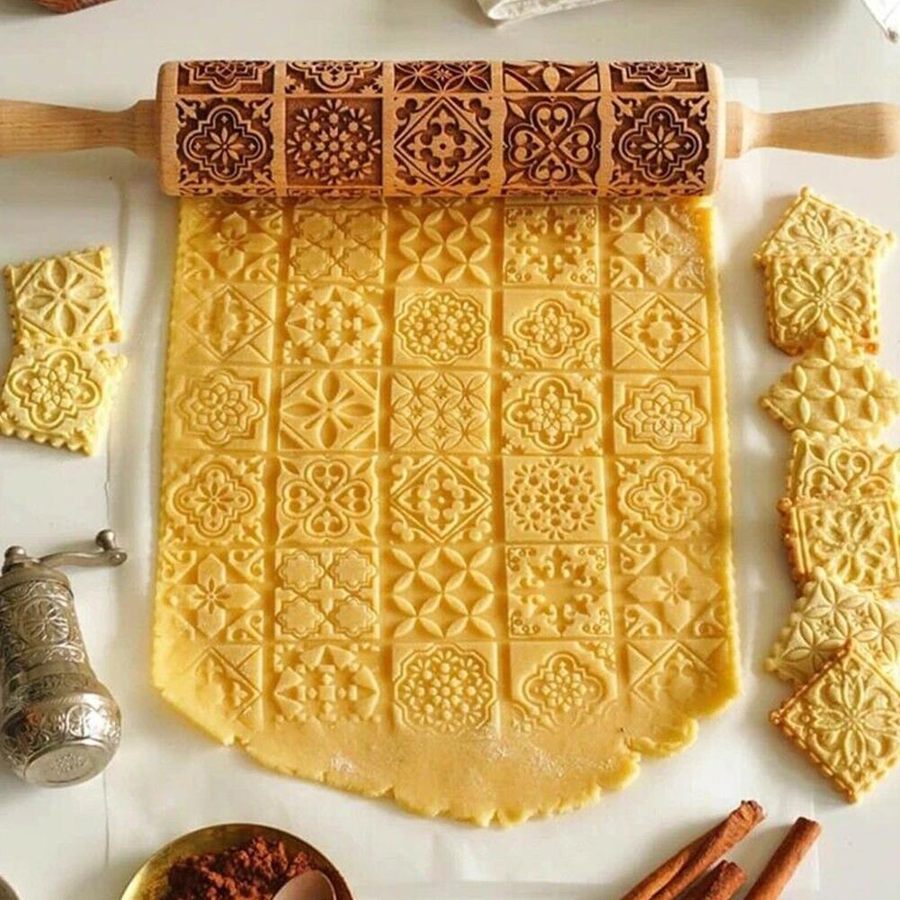 PatternBloom Handmade Rolling Pin With Decorative Christmas Embossing | Temsk