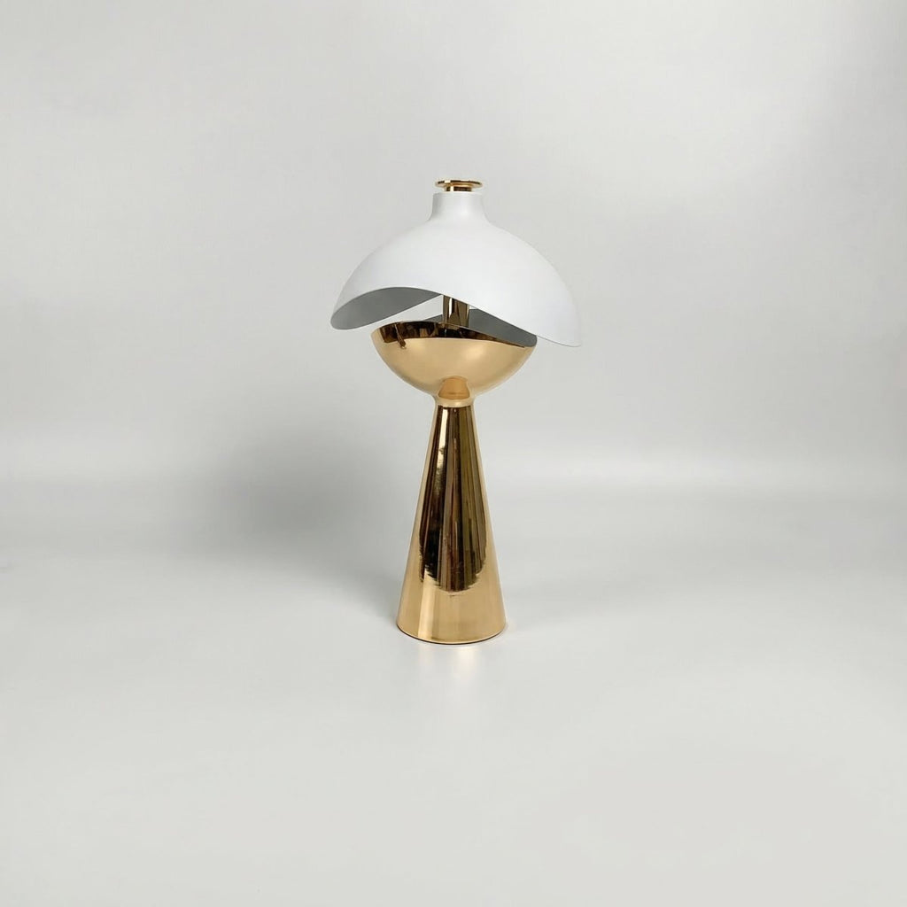 Genopladelig LED bordlampe med moderne design, 15 tommer høj | Temsk