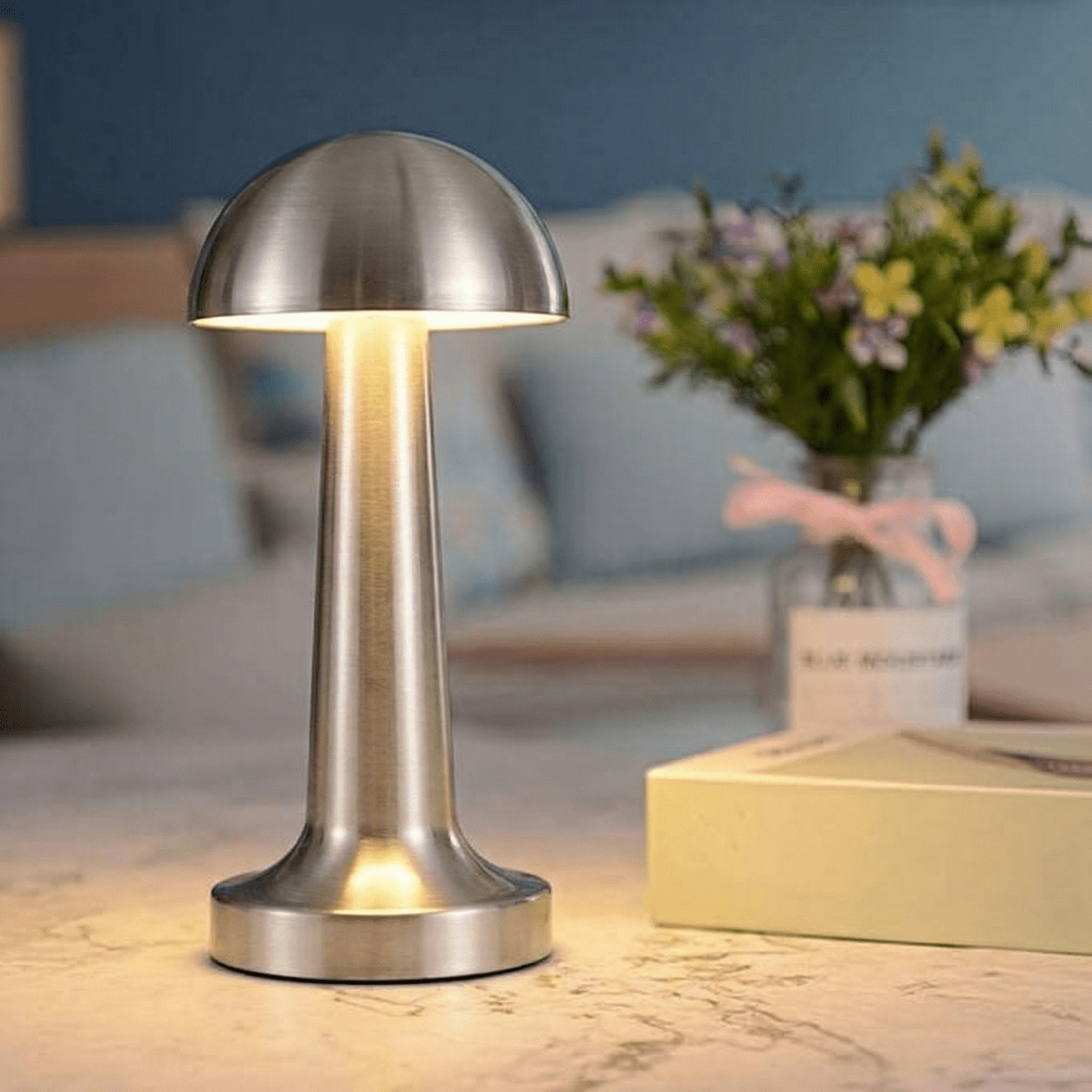 Contemporary Design Rechargeable LED Table Lamp With Touch Control | Temsk