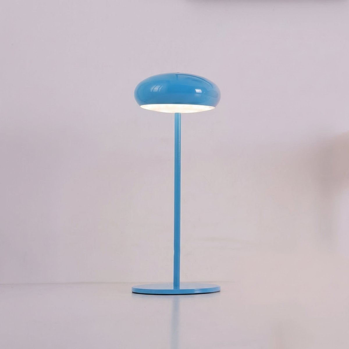 Rechargeable LED Table Lamp With USB Charging And 15 Inches Tall | Temsk