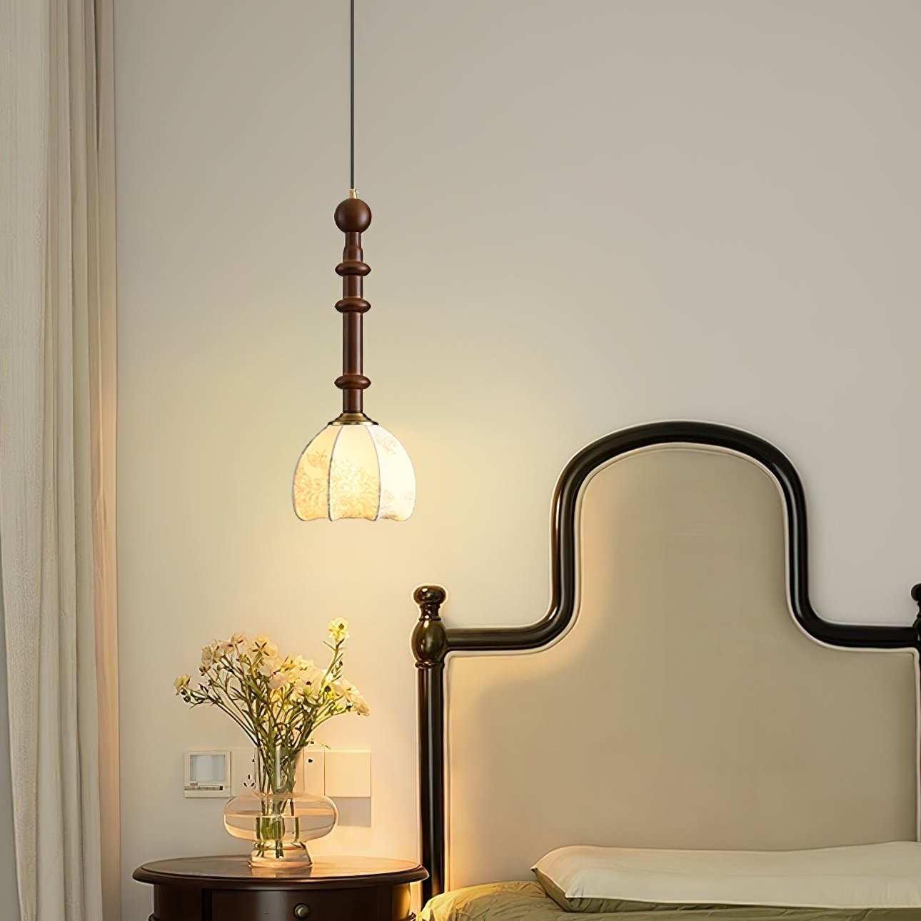 VeroLume Italian Style Pendant Lamp With Warm Glass Shade | Snurv | Temsk