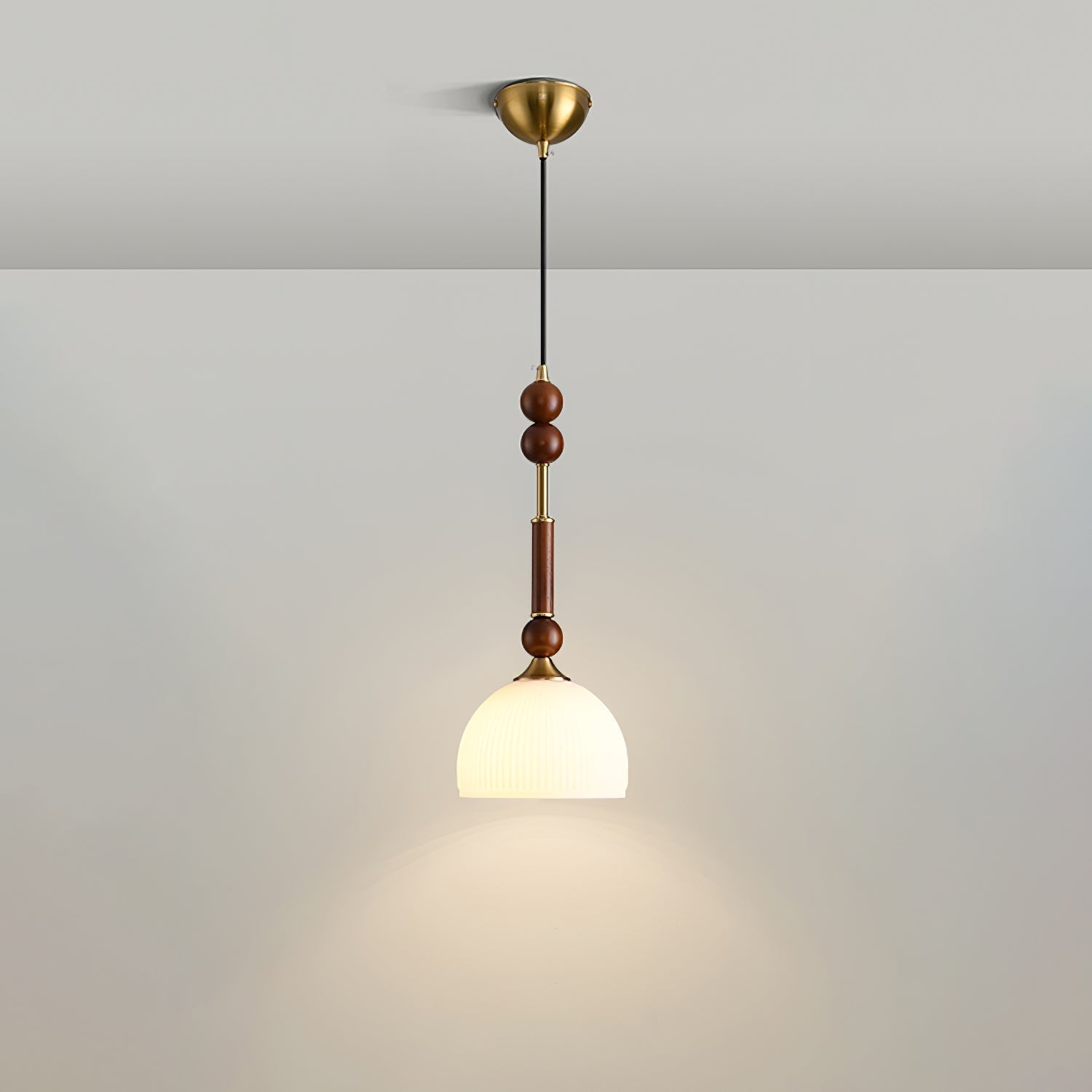 VeroLume Italian Style Pendant Lamp With Warm Glass Shade | Snurv | Temsk