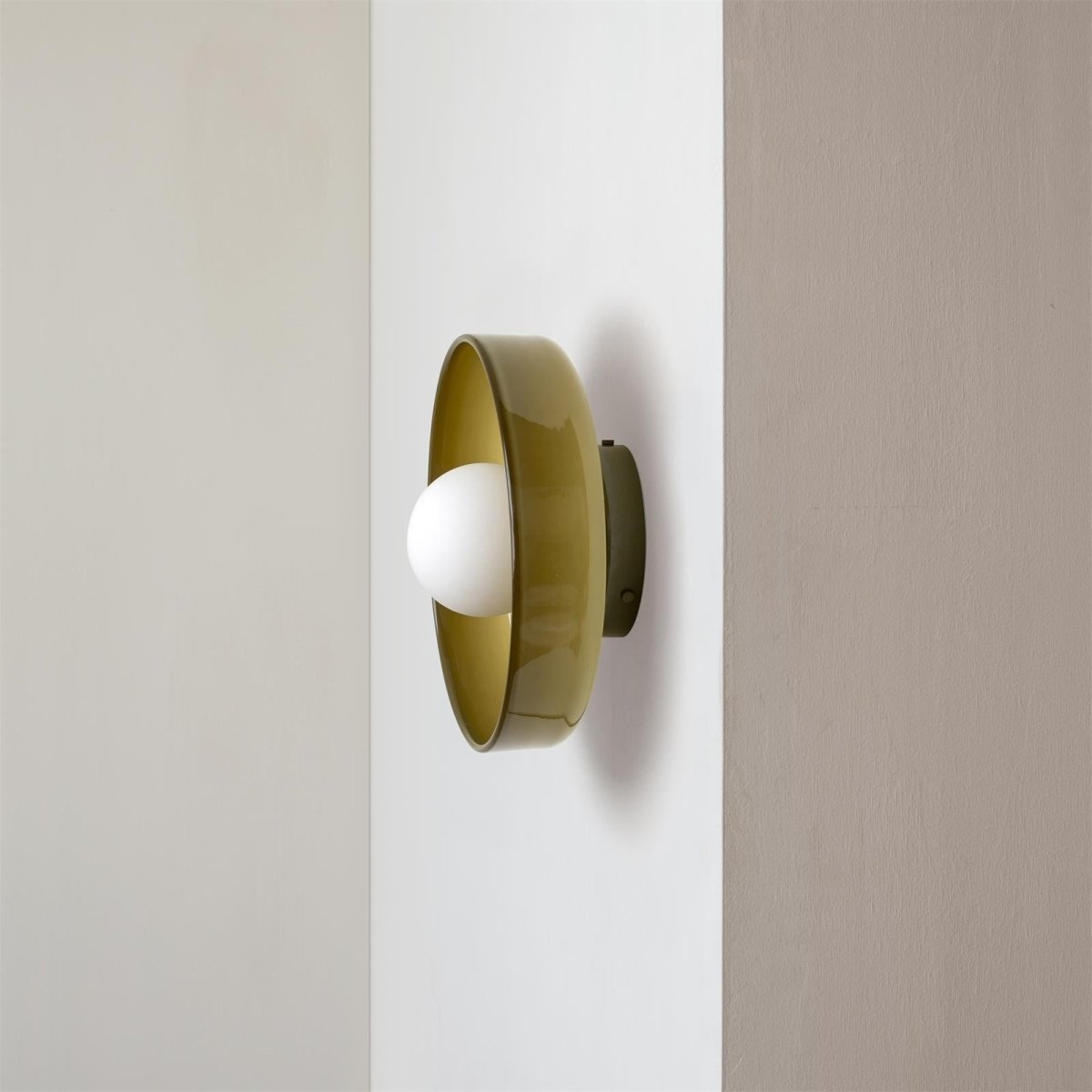 12-Inch Round Glass Shade Flush Mount Ceiling Light | Temsk