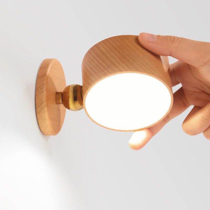 Round Wooden LED Wall Sconce With Minimalist Design And Single Light | Temsk