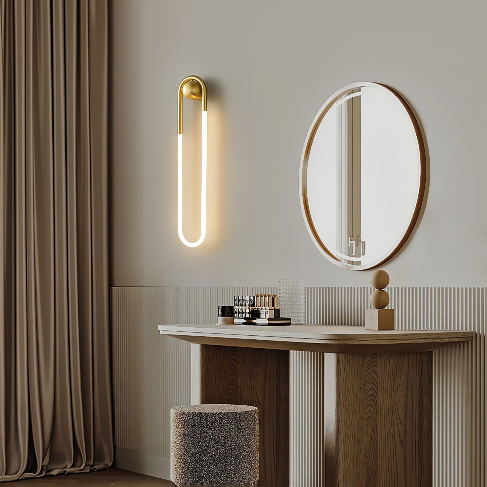 Moderne LED-Wandlampe mit Messing und schwarzem minimalistischen Design | Temsk