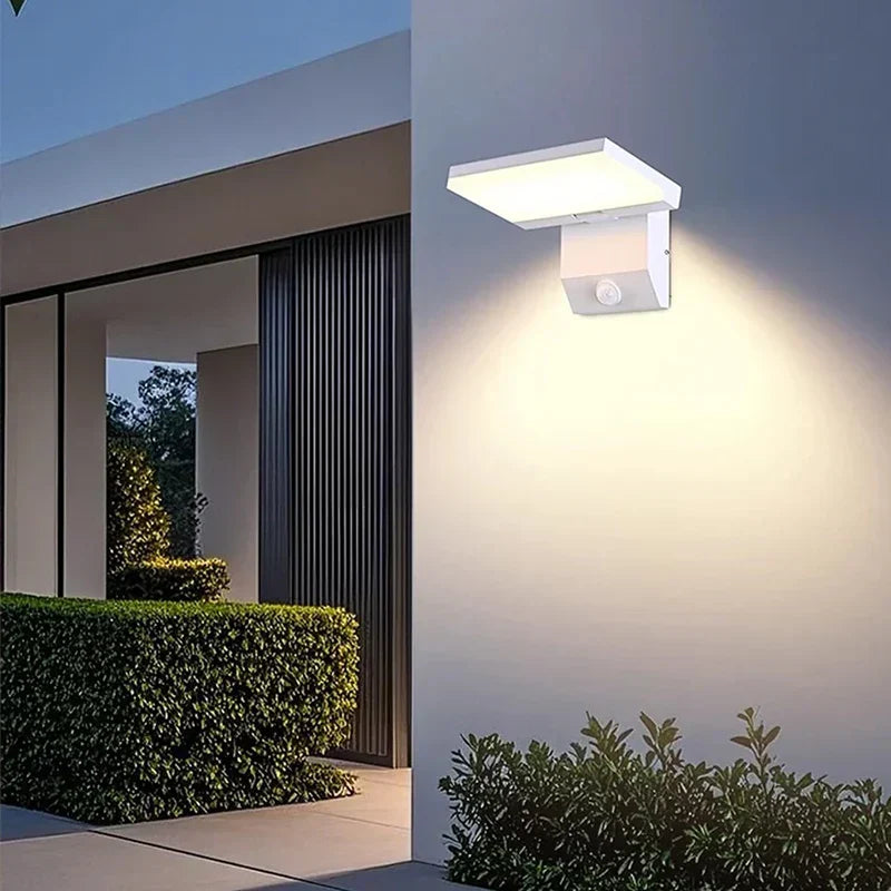 LumiFold Außenwandleuchte mit IP65-Schutzklasse und optionalem Bewegungssensor | Temsk
