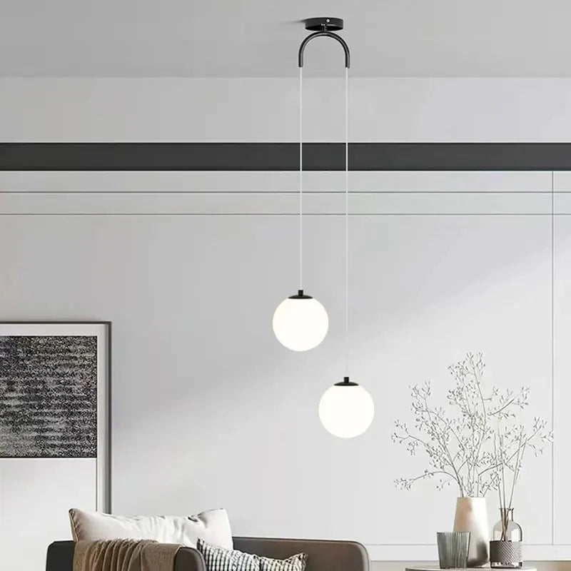 Luna Glas-Kugel-Pendelleuchte im nordisch-modernen Design | Temsk