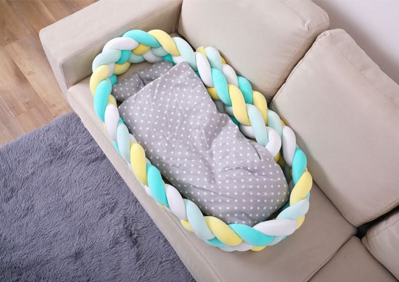 Tkaný dětský polštář CozyNest pro bezpečný a klidný spánek | Temsk