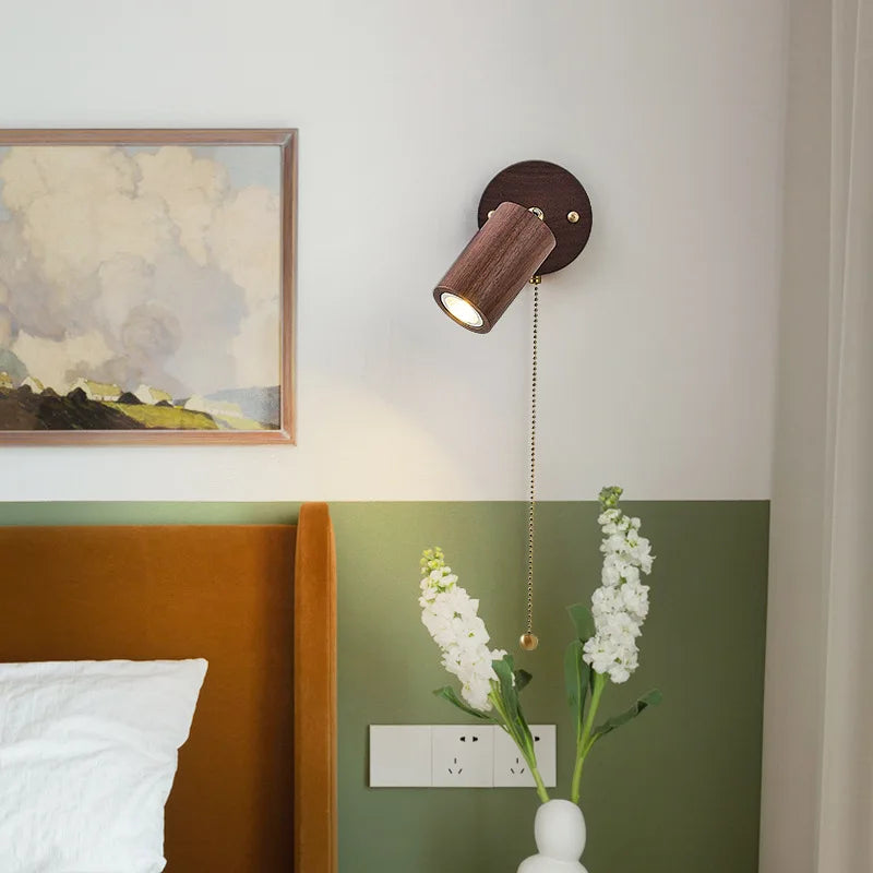 Arlo Walnuss Wandleuchte mit LED-Strahler Retro-Stil | Temsk