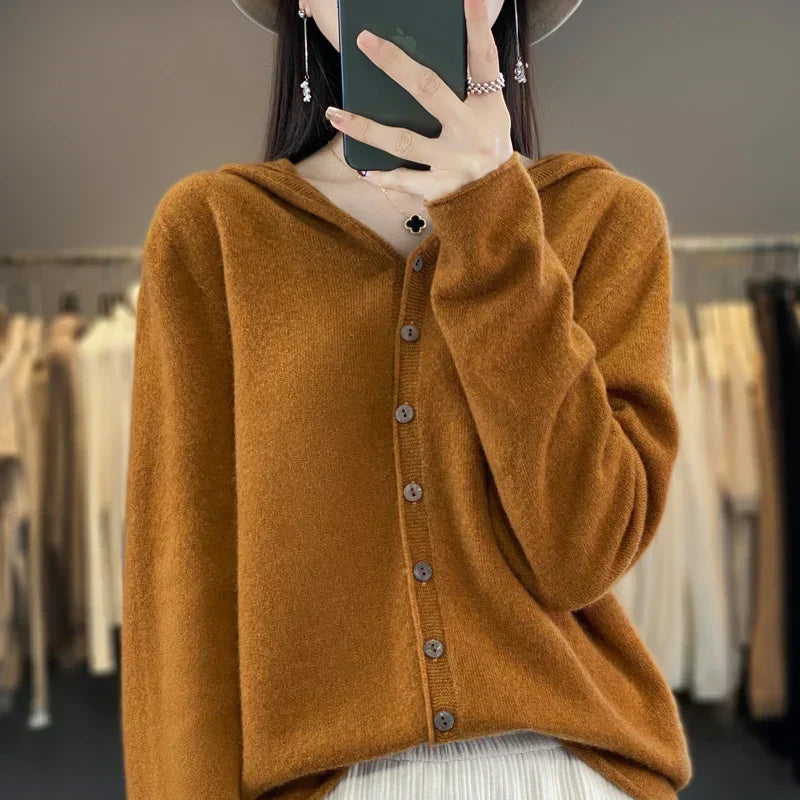 Lyra Merino Wool Cardigan Winter Classic Knitwear Collection | Temsk