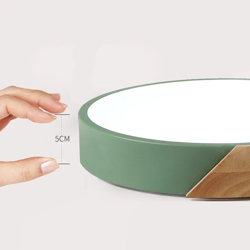 LED-Deckenleuchte mit nordischem Holzdesign für warme, moderne Atmosphäre | Temsk