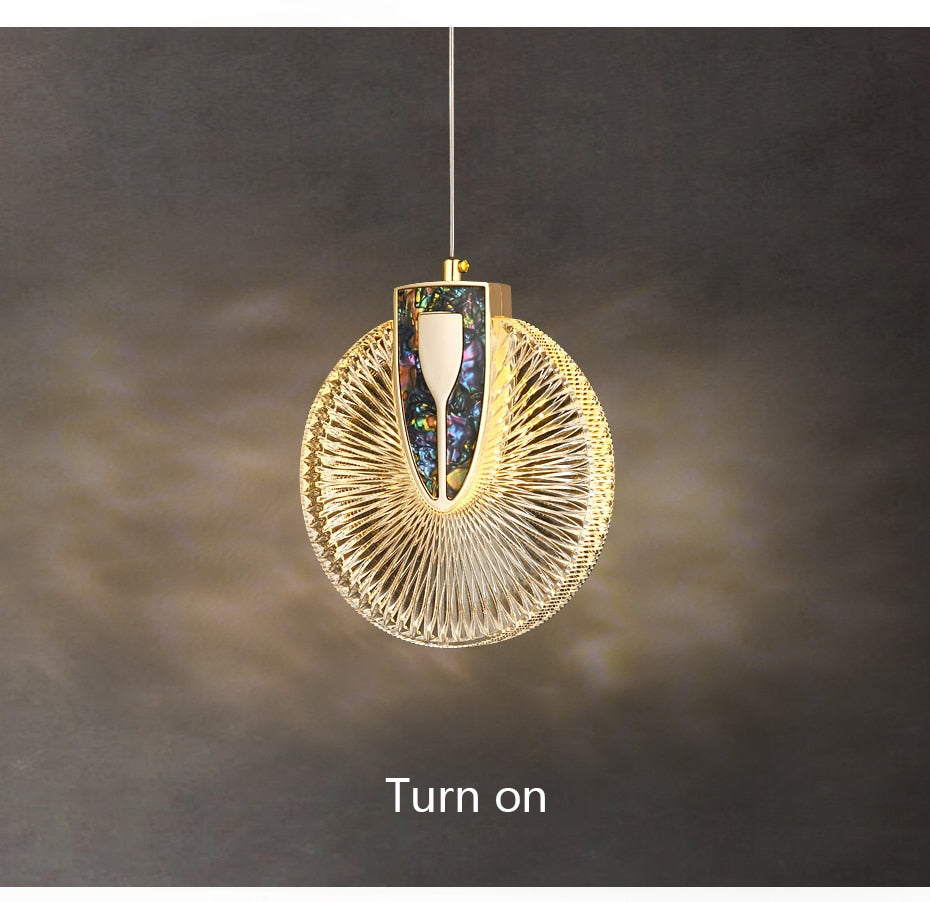 Solara Kristallrunde goldene LED-Pendelleuchte Deckenleuchte | Snurv | Temsk