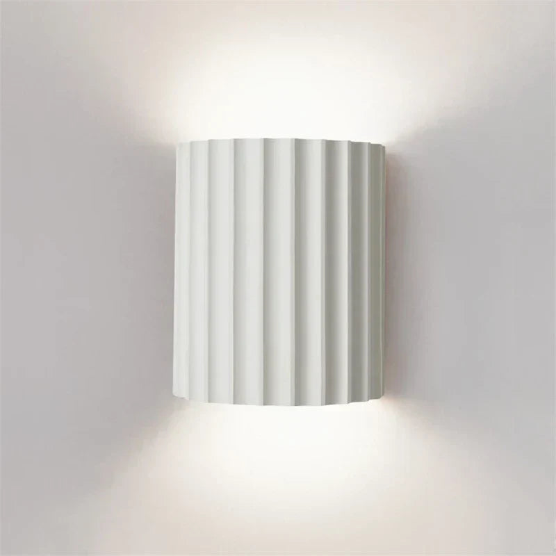 Nordic Resin Wall Lamp With Ambient Glow For Indoor Spaces | Temsk