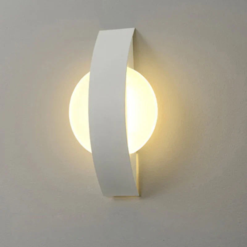 Acryl-Wandlampe mit subtiler Umgebungsbeleuchtung | Temsk