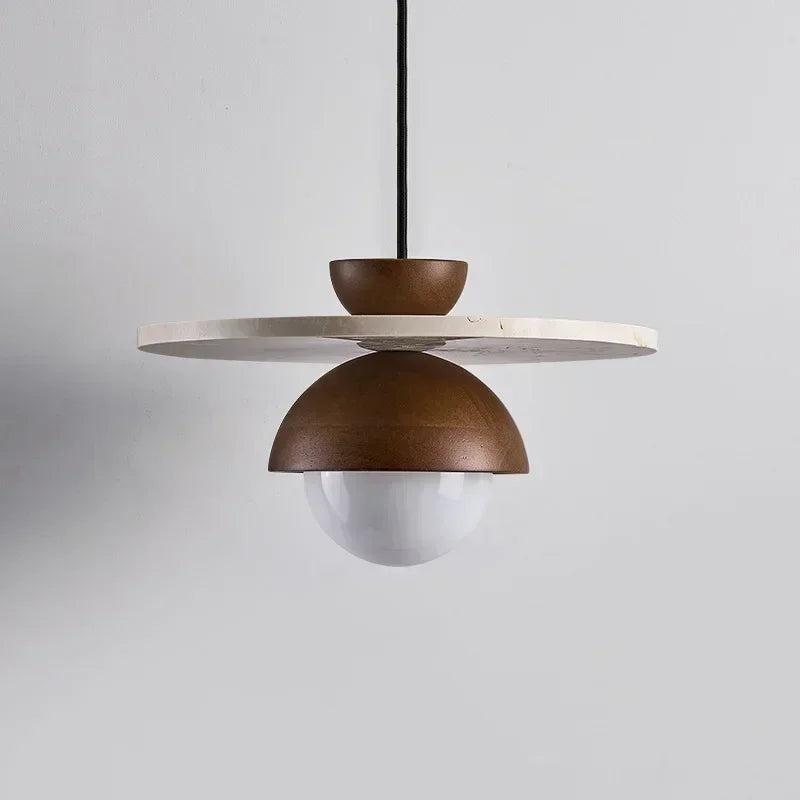 Dänische Pendelleuchte mit Walnussholzkuppel und Stein-Scheiben-LED | Temsk