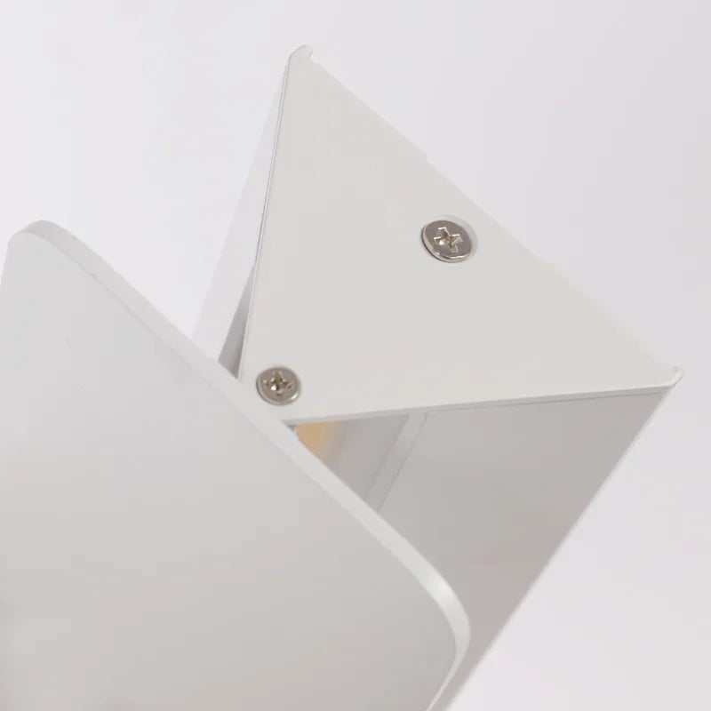 Moderne LED-Wandlampe mit Aluminium-Schwenkarm für zeitgenössische Innenräume | Temsk