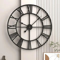 Zeitgenössische 3D Metall-Wanduhr mit großen römischen Ziffern | Temsk