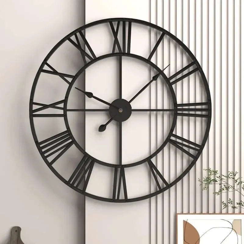 Zeitgenössische 3D Metall-Wanduhr mit großen römischen Ziffern | Temsk