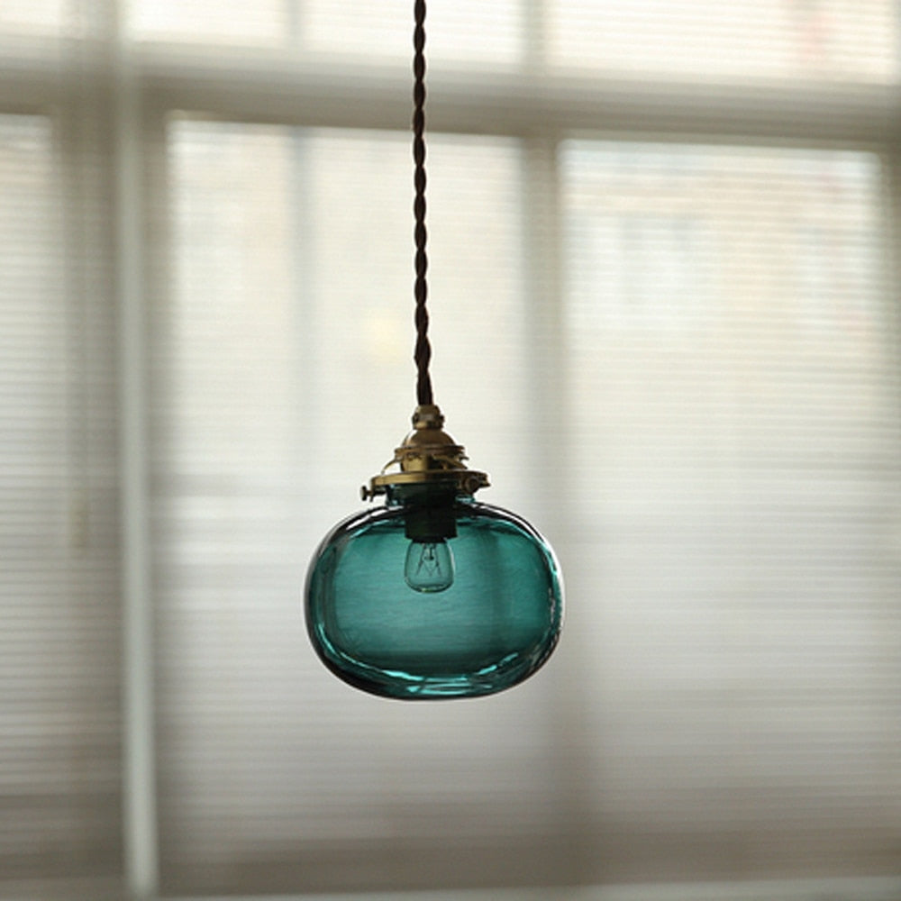 Caelum Glas-Pendelleuchte im Retro-Stil für kleine Räume | Snurv | Temsk