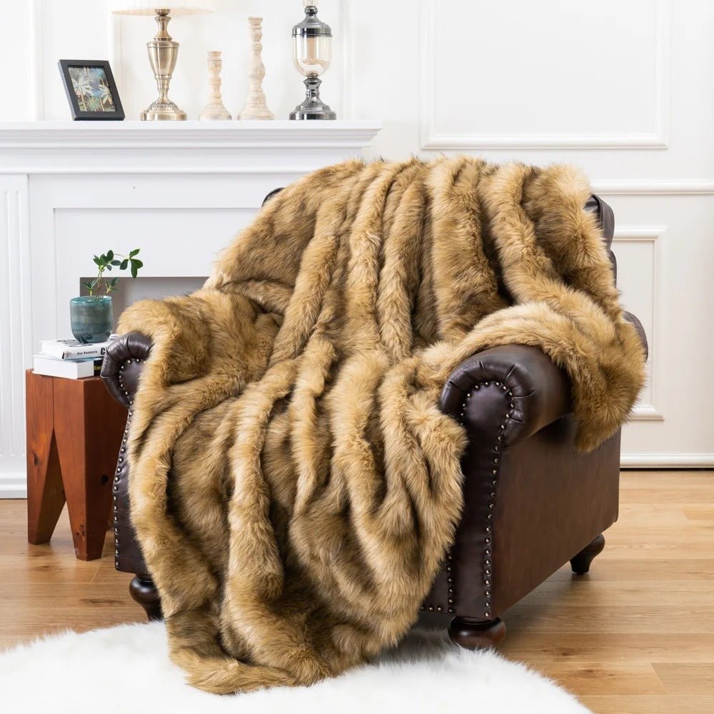LuxeNest Premium Soft and Warm Throw Blanket for Maximum Comfort 135x200 cm | Temsk