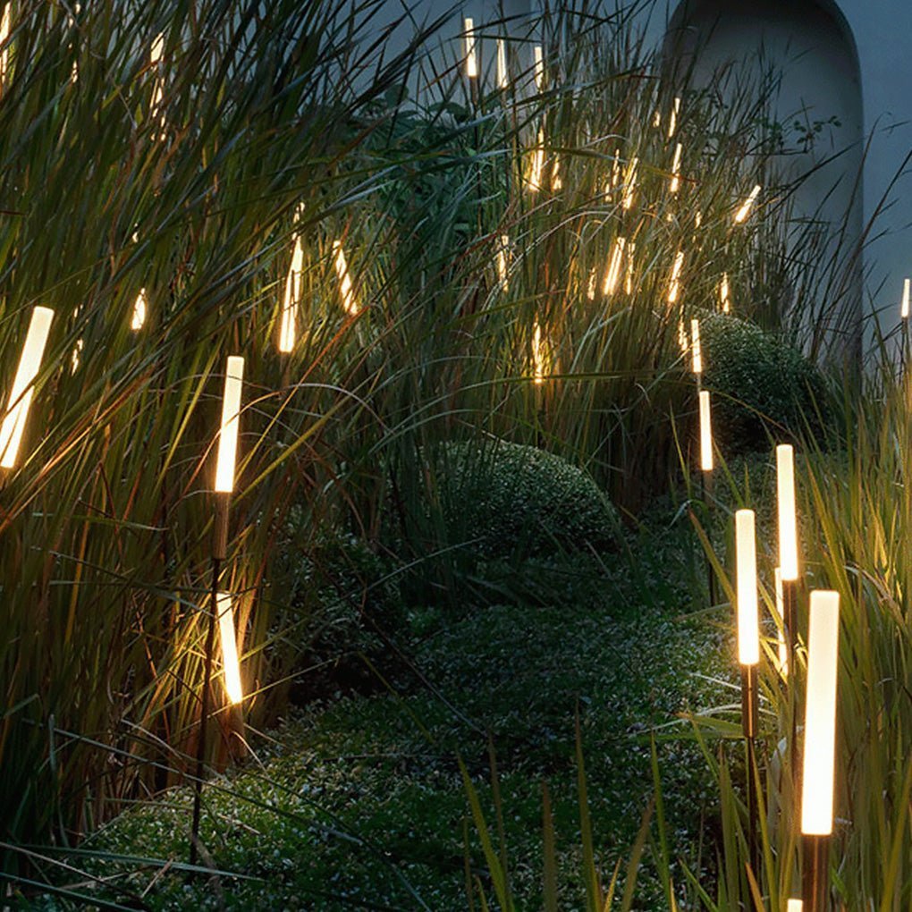 LumenReed Glow Solar LED Reed Lights for a Magical Garden Ambiance | Temsk