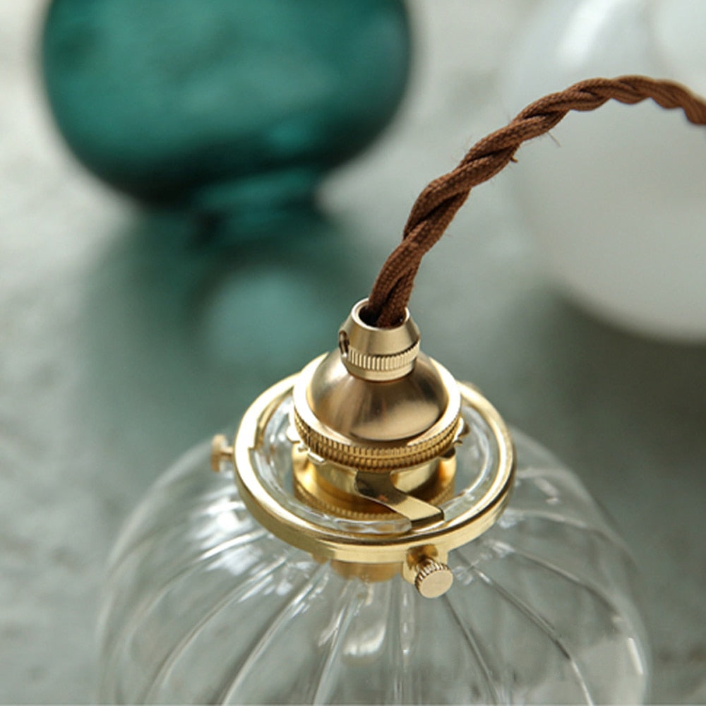 Caelum Glas-Pendelleuchte im Retro-Stil für kleine Räume | Snurv | Temsk