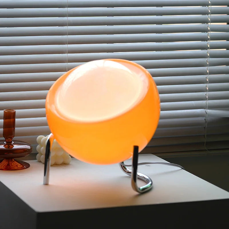 Bauhaus Glas-Tischlampe mit warmem Umgebungslicht im nordischen Retro-Stil | Temsk
